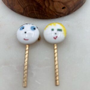 2 Vintage Round Lollipop Pin Brooch Hand Painted Faces Goldtone